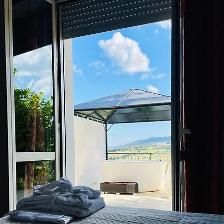 Hotel Arts Club & Spa