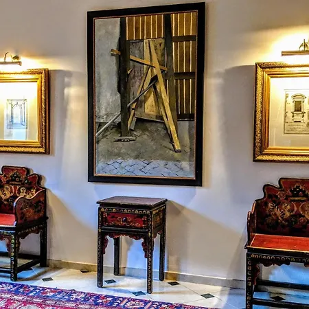 Arts Club & Ξενοδοχείο 3*